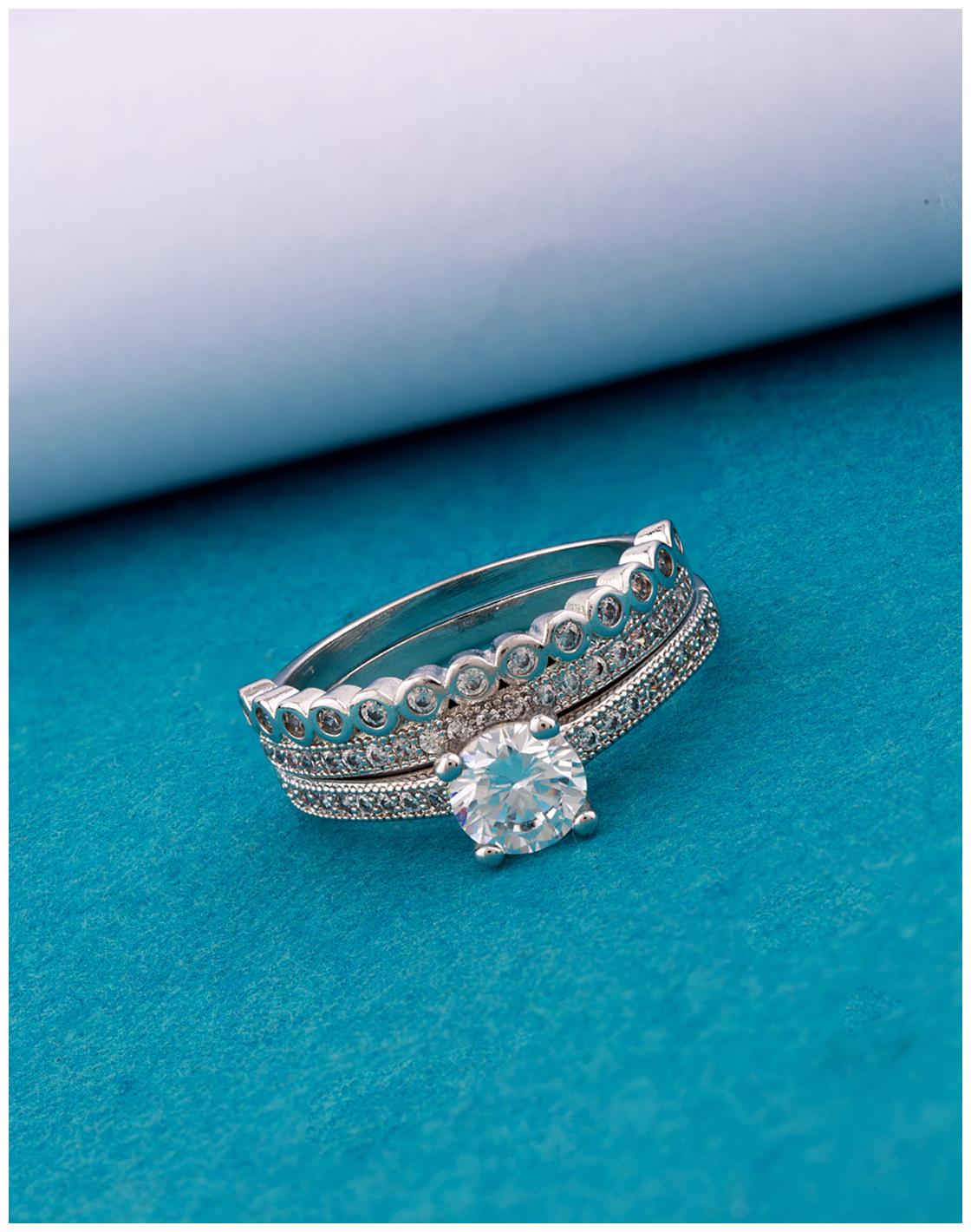 

Voylla Silver Plated Women s Band Ring