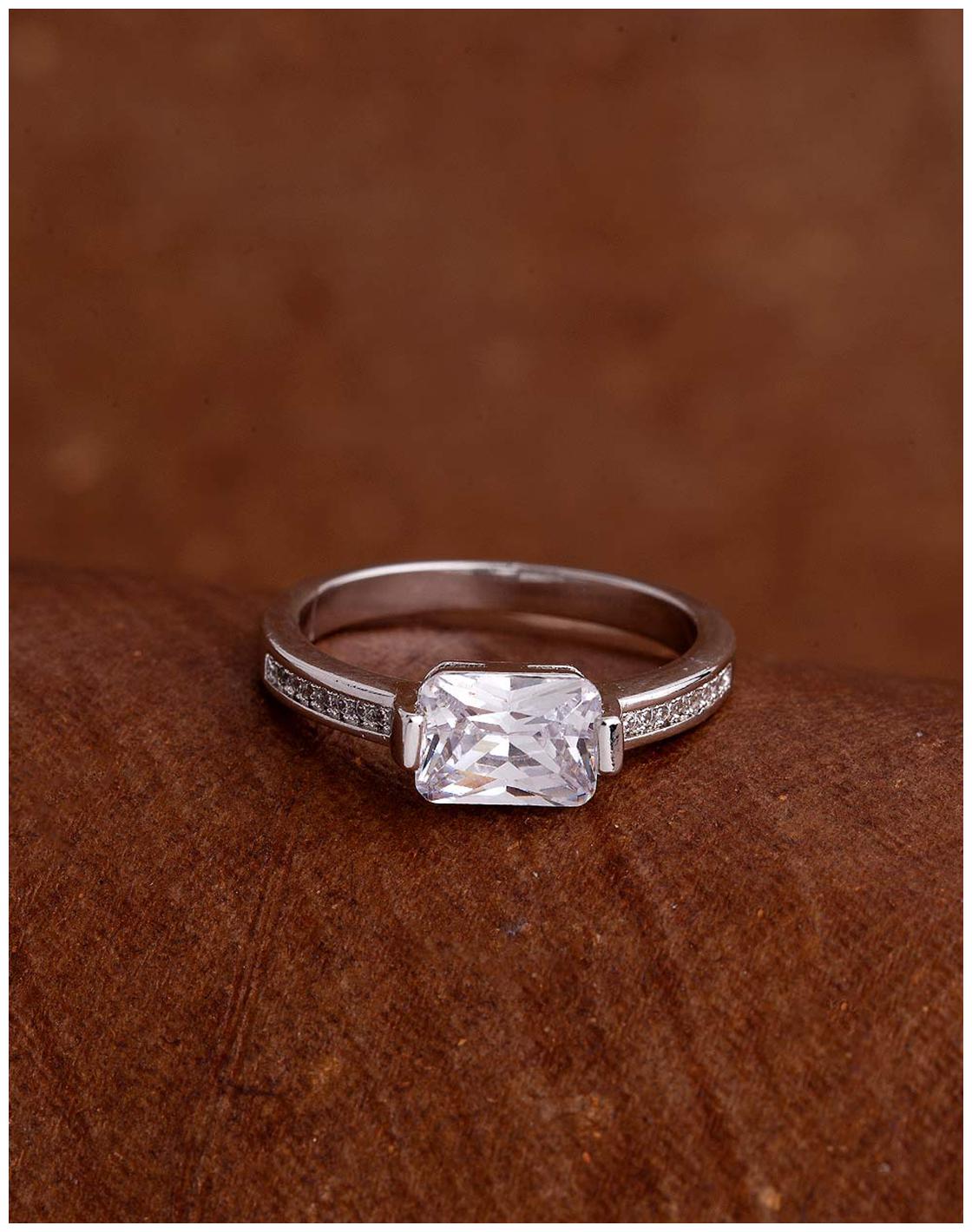 

Voylla Silver Plated Square Cut Gem Ring