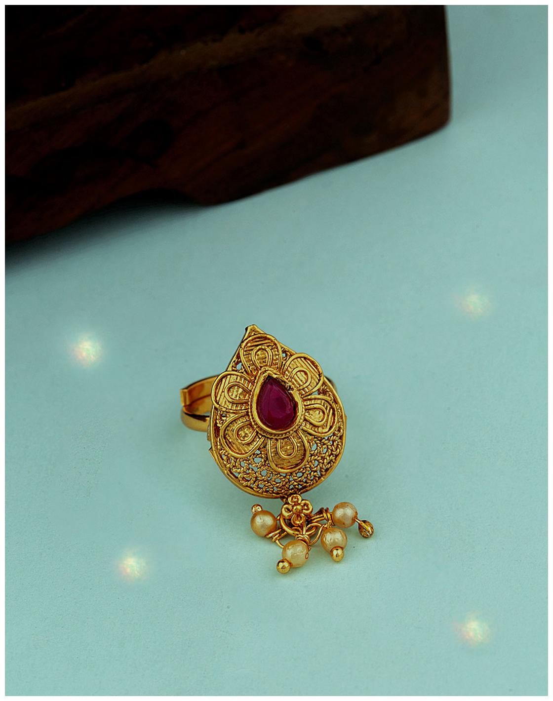 

Voylla Southern Charisma Teardrop Motif Ring