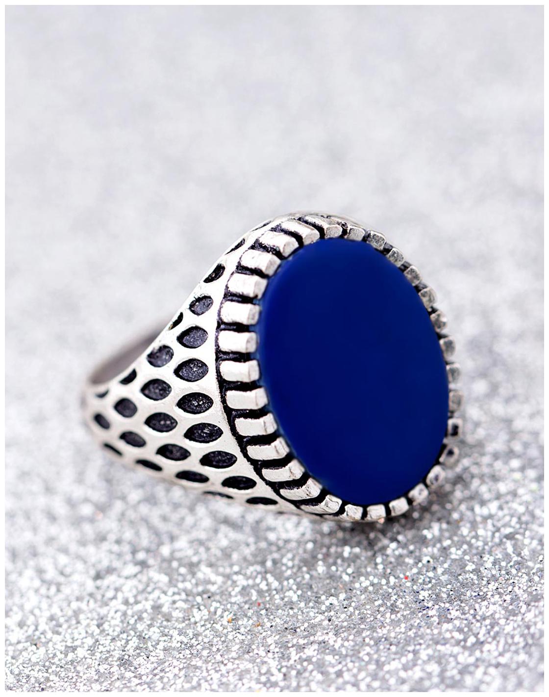 

Voylla Stylish Milestone Ring with Blue Stone