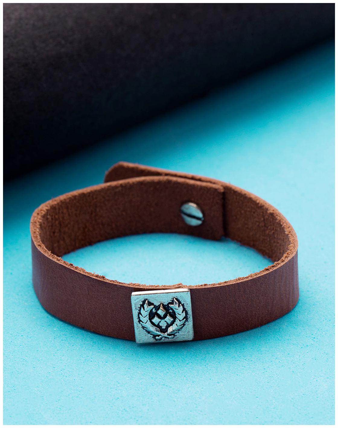 

Voylla Stylish Leather Look Oxidized Silver Top Bracelet From Squad Collection