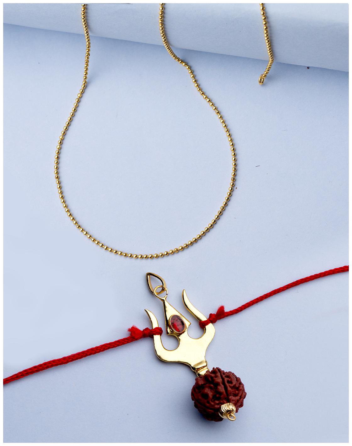 

Voylla Tishul with Rudraksh Rakhi-Pendant