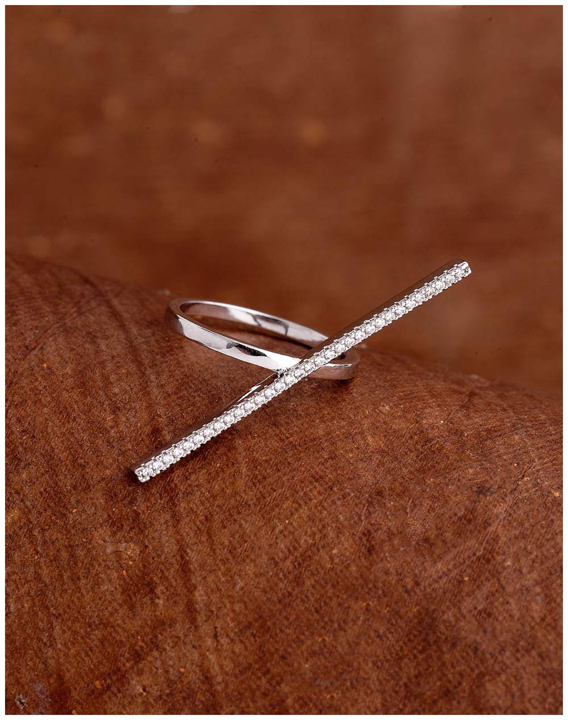 

Voylla Trendy Gems Adorned Ring