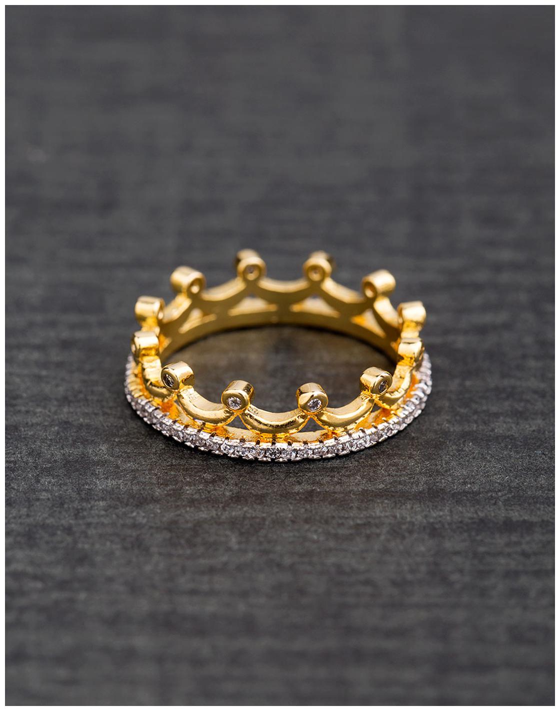 

Voylla Vintage Crown Inspired Brass Ring