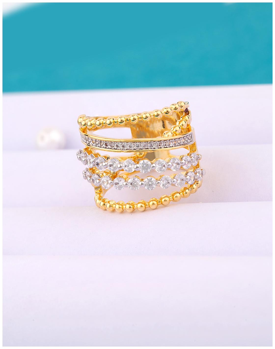 

Voylla Women s Gold Plated Band Ring