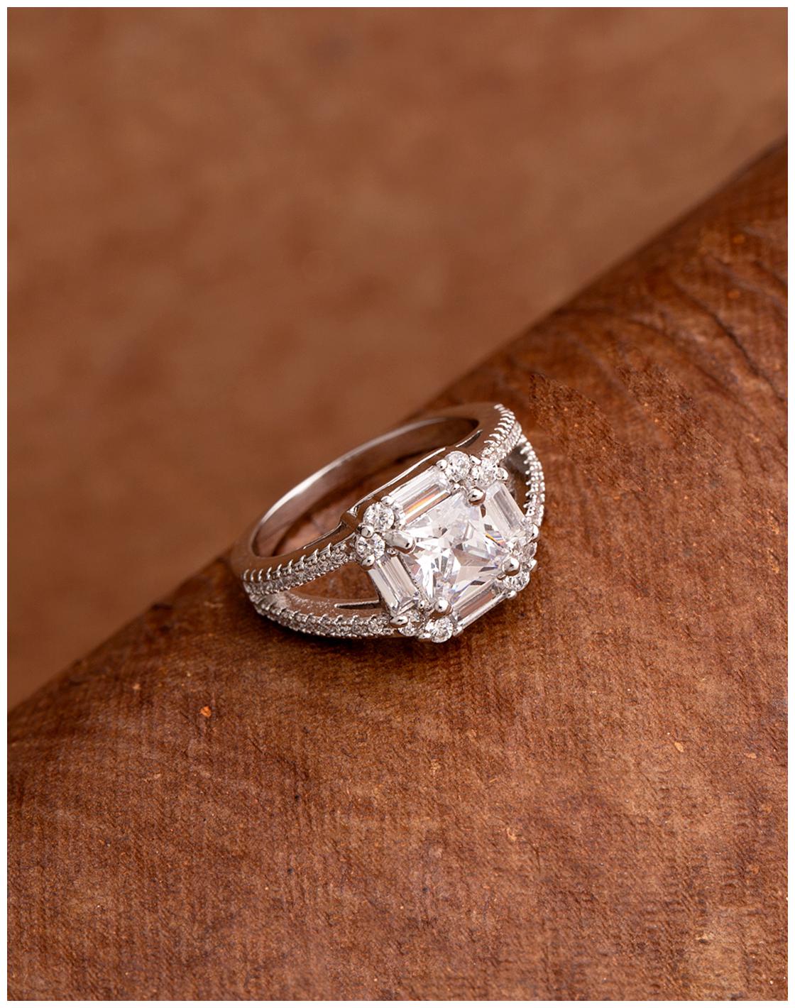 

Voylla Zircon Gemstones Embellished Ring