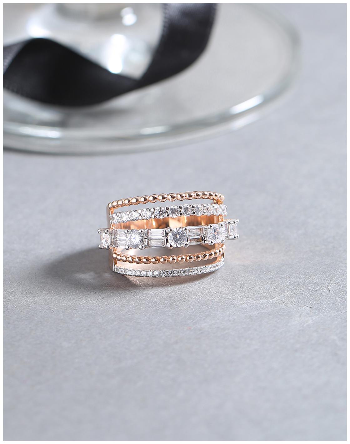

Voylla Zircon Gems Adorned Band Ring