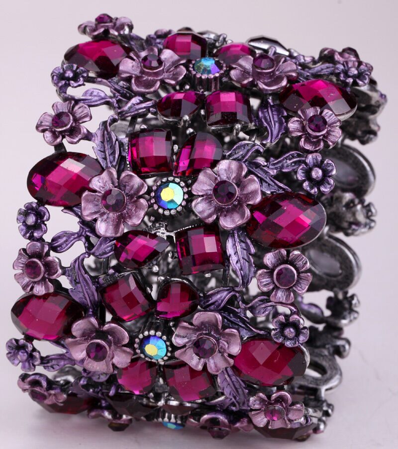

Women flower stretch cuff bracelet fit wrist size 7 to 8 inch F28 flexible band