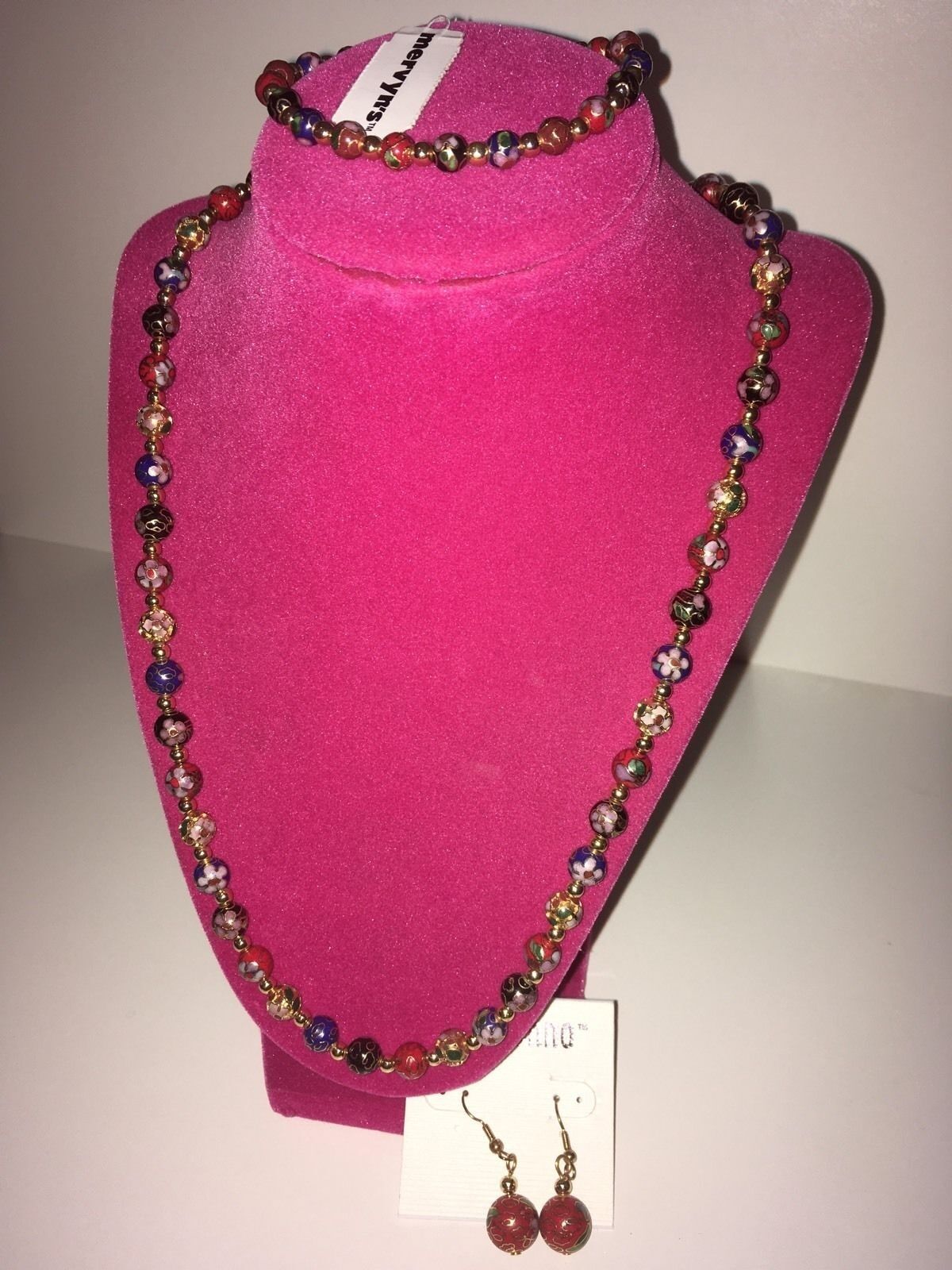 

Women s Four Piece Jewelry Set With Asian Floral Design - Ellemenno- H60