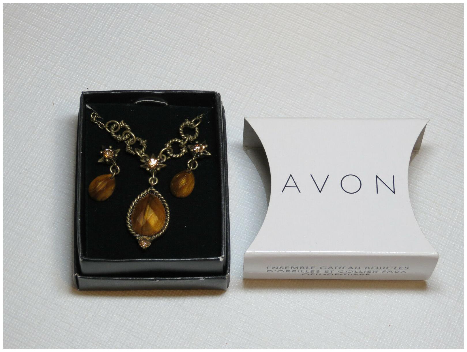 

Womens Avon Faux Tiger s Eye Necklace Earrings gift set F3662651 NIB