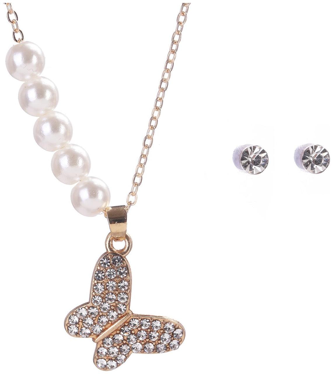 

Enso Pearl String Necklace with Crystal Butterfly Pendant - Gold
