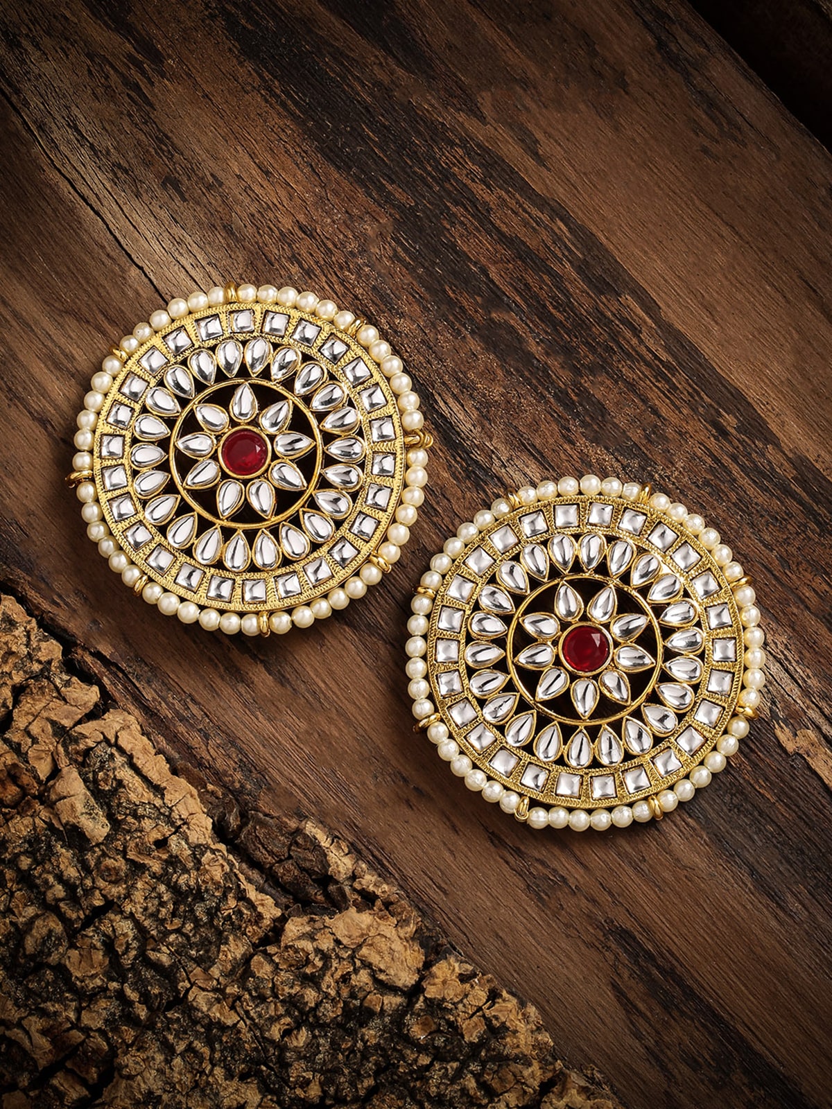 

Zaveri Pearls Gold Tone Kundan Pearls Circular Ethnic Stud Earring-ZPFK9082
