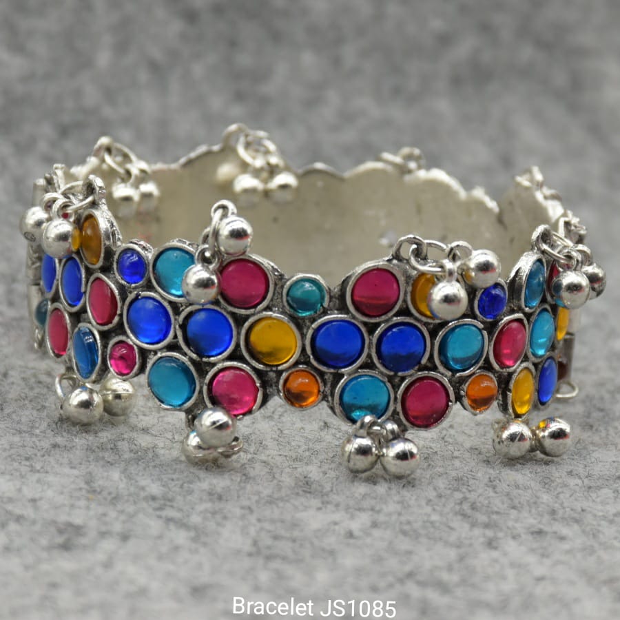 

Zcarina Oxidised Alloy Mirrior Studded Openable Bracelet for Girl and Women