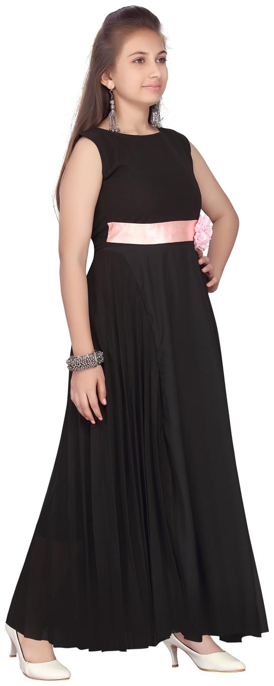 

Aarika Girl s Georgette Solid Sleeveless Gown - Black