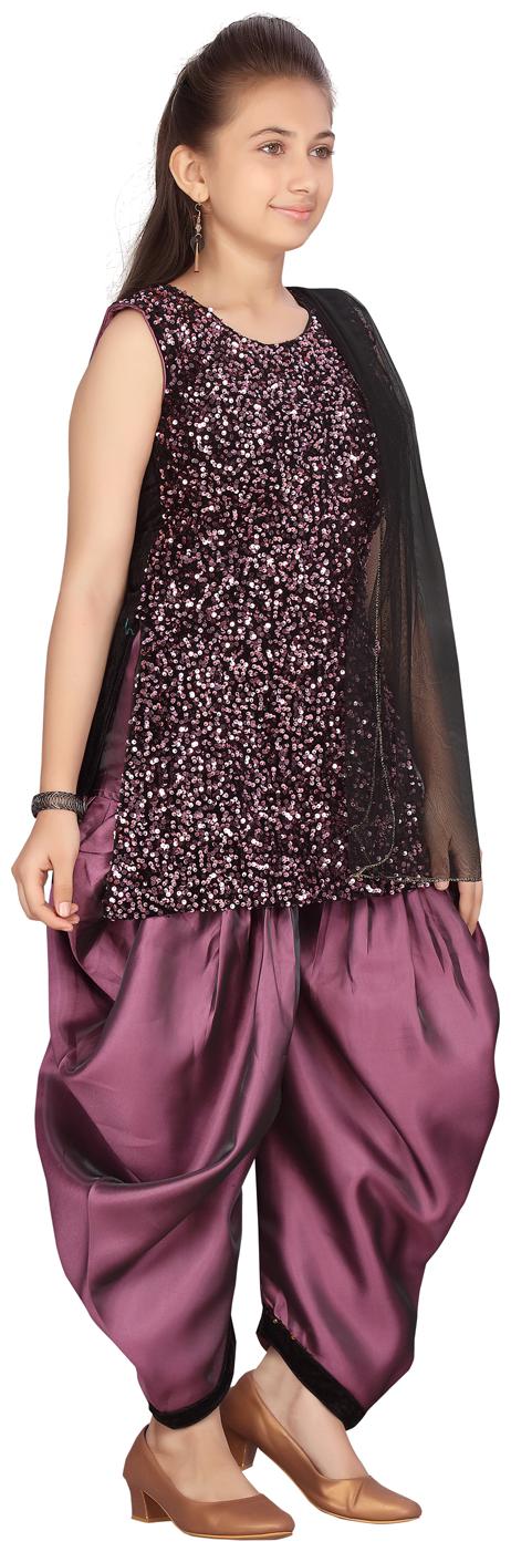 

Aarika Girl s Velvet Embellished Sleeveless Kurti salwar set - Purple