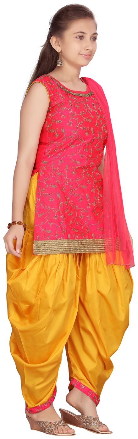 

Aarika Girl s Silk Self design Sleeveless Kurti salwar set - Pink