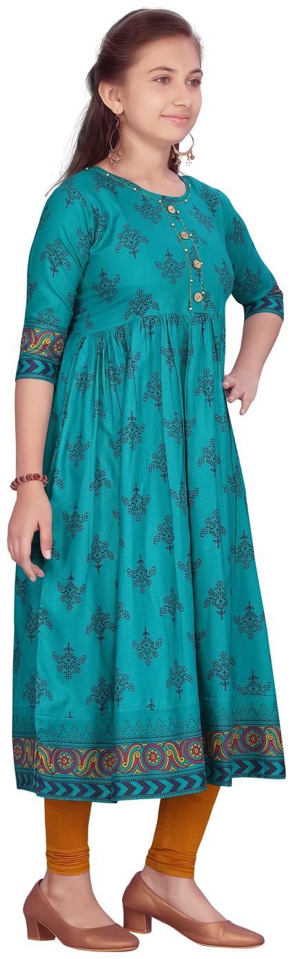 

Aarika Girl s Cotton Floral 3 4th sleeves Kurta kurti - Green