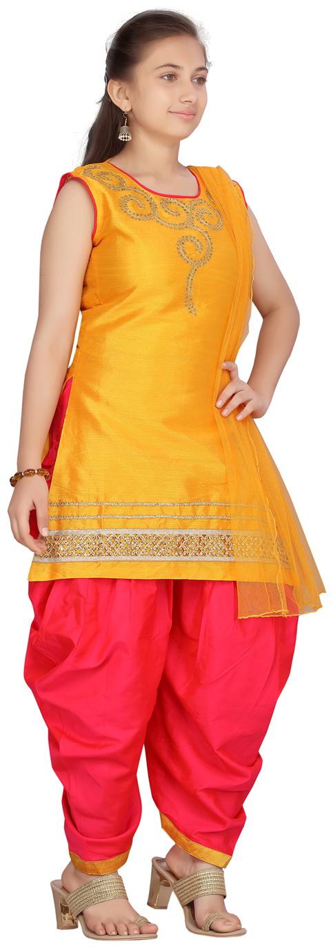 

Aarika Girl s Silk Embellished Sleeveless Kurti salwar set - Yellow