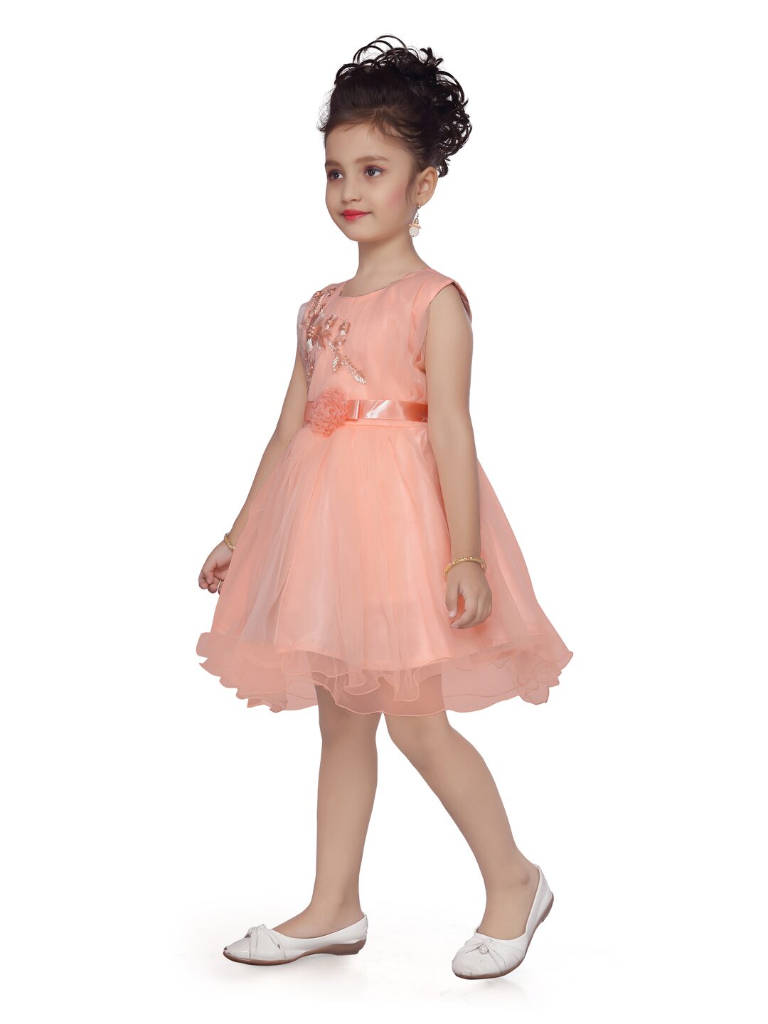 

Aarika Orange Net Sleeveless Knee Length Princess Frock ( Pack of 1 )