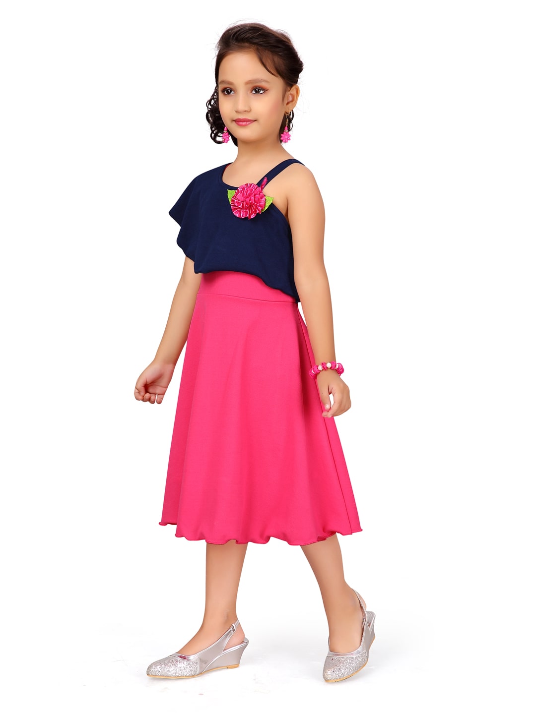 

Aarika Blue Pink Cotton Sleeveless Knee Length Princess Frock ( Pack of 1 )