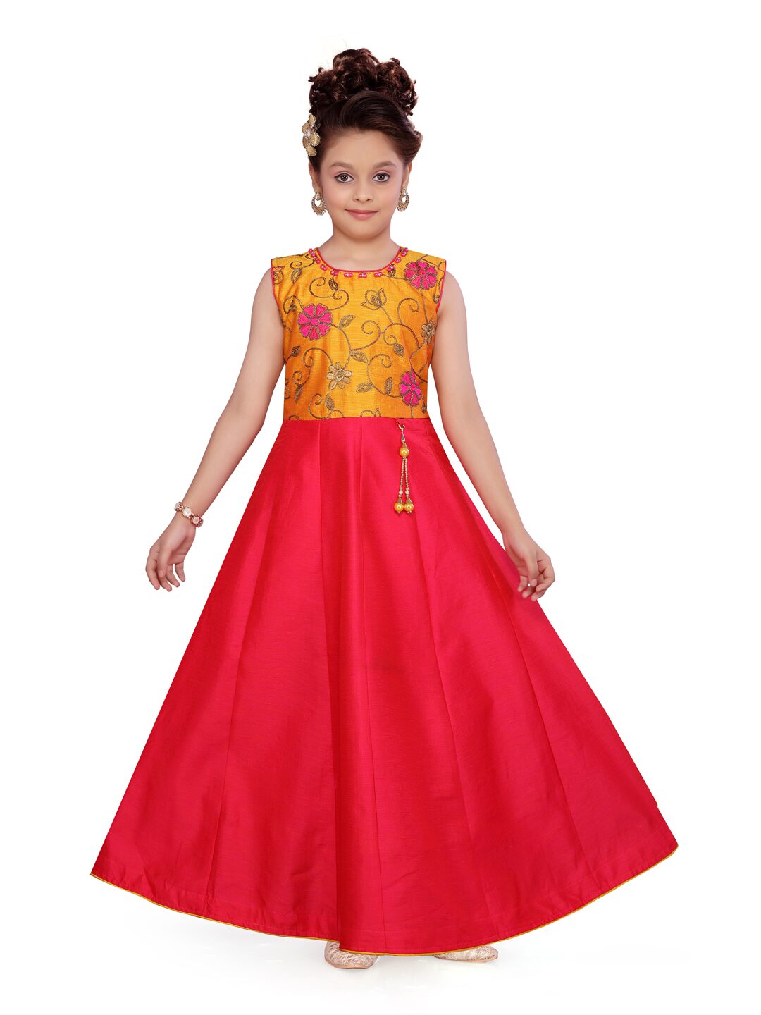 

Aarika Girl s Silk Self design Sleeveless Gown - Yellow