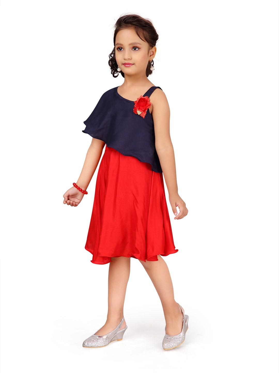 

Aarika Blue Red Cotton Sleeveless Knee Length Princess Frock ( Pack of 1 )