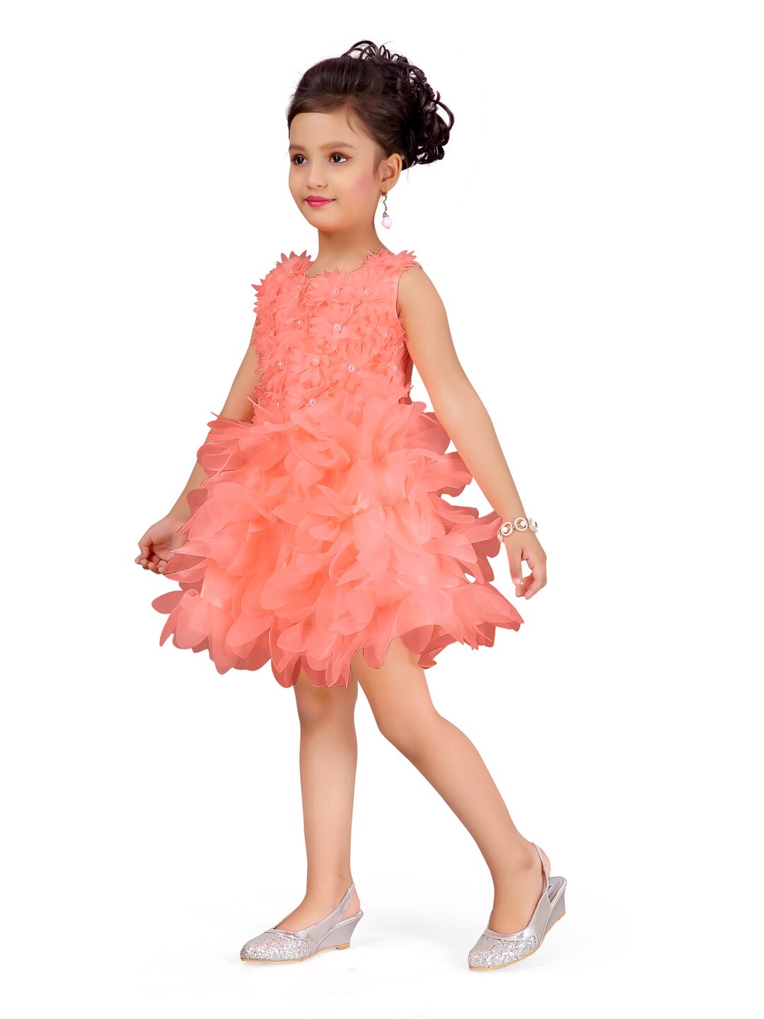 

Aarika Orange Polyester Sleeveless Knee Length Princess Frock ( Pack of 1 )