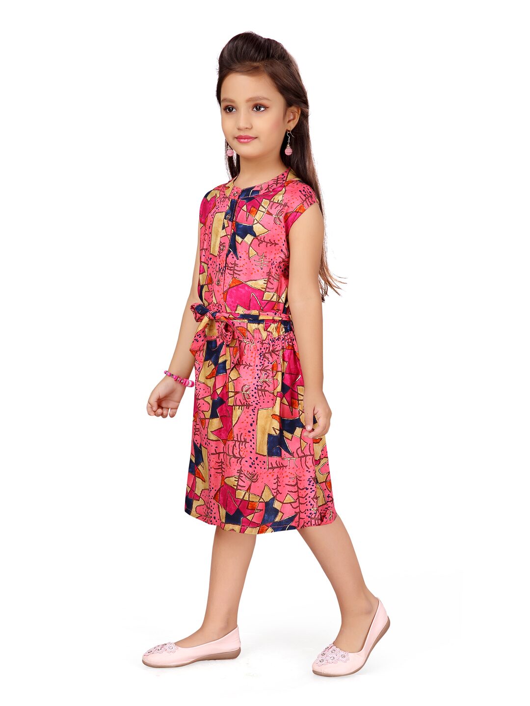 

Aarika Pink Silk Sleeveless Knee Length Princess Frock ( Pack of 1 )