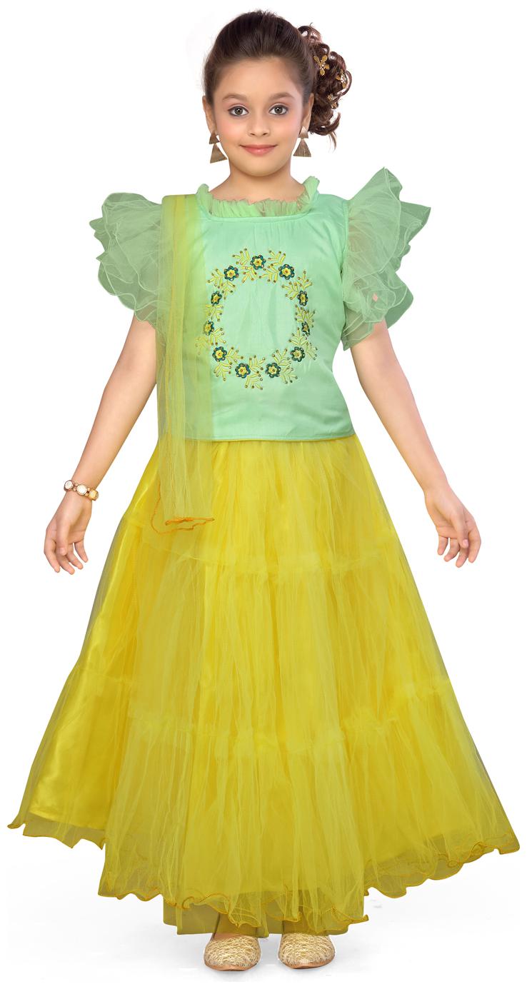 

Aarika Girl s Silk Self design Short sleeves Lehenga choli - Green