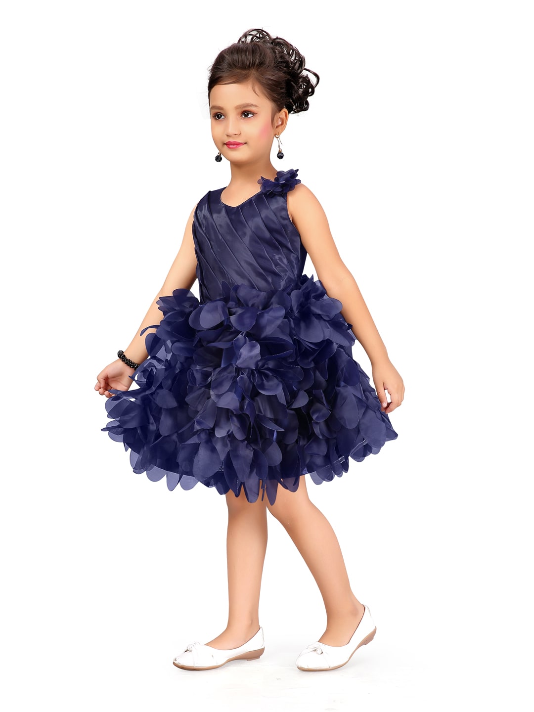 

Aarika Blue Polyester Sleeveless Knee Length Princess Frock ( Pack of 1 )