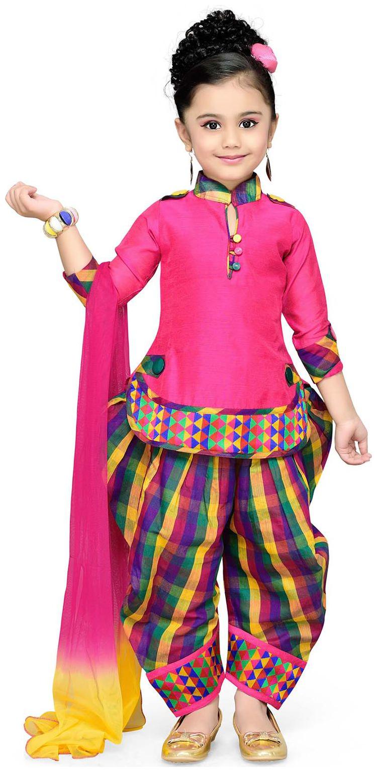 

Aarika Girl s Cotton Printed 3 4th sleeves Kurti salwar set - Pink