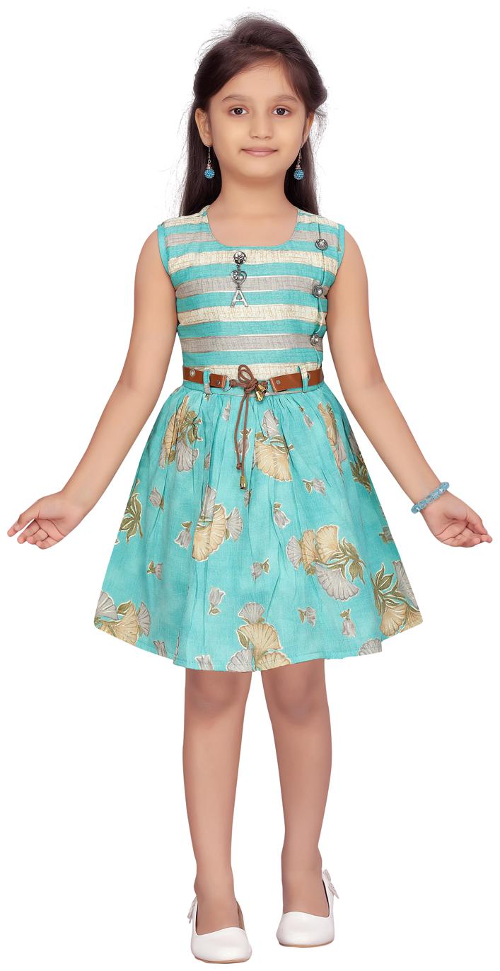 

Aarika Green Cotton Sleeveless Knee Length Princess Frock ( Pack of 1 )