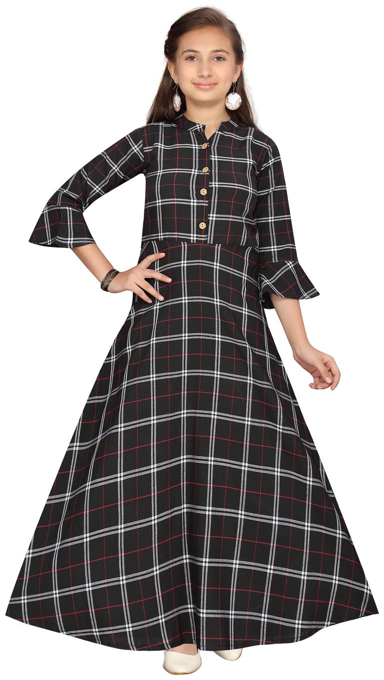 

Aarika Black Cotton 3 4th Sleeves Knee Length Princess Frock ( Pack of 1 )