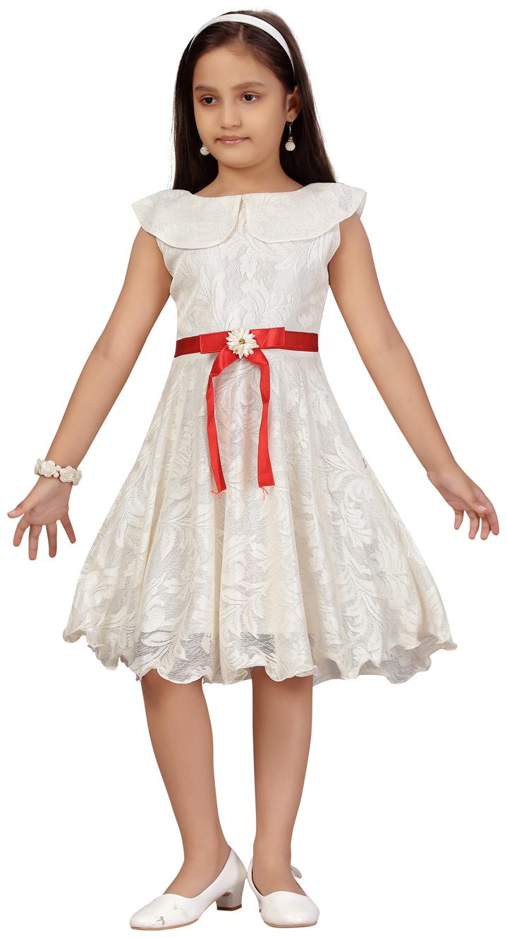 

Aarika Cream Net Sleeveless Knee Length Princess Frock ( Pack of 1 )