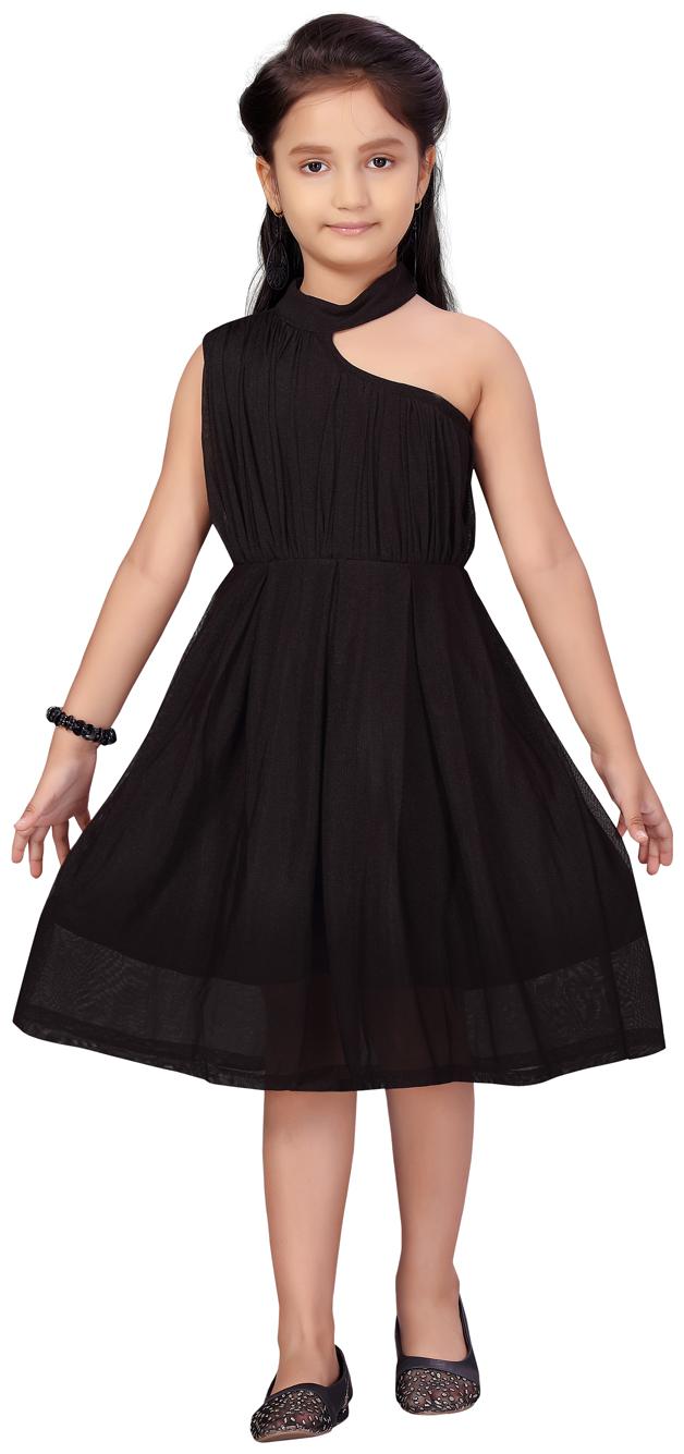 

Aarika Black Net Sleeveless Knee Length Princess Frock ( Pack of 1 )