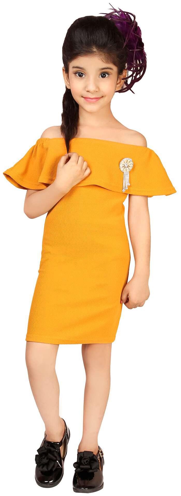 

Addyvero Yellow Cotton Blend Short Sleeves Above Knee Off Shoulder Frock ( Pack of 1 )