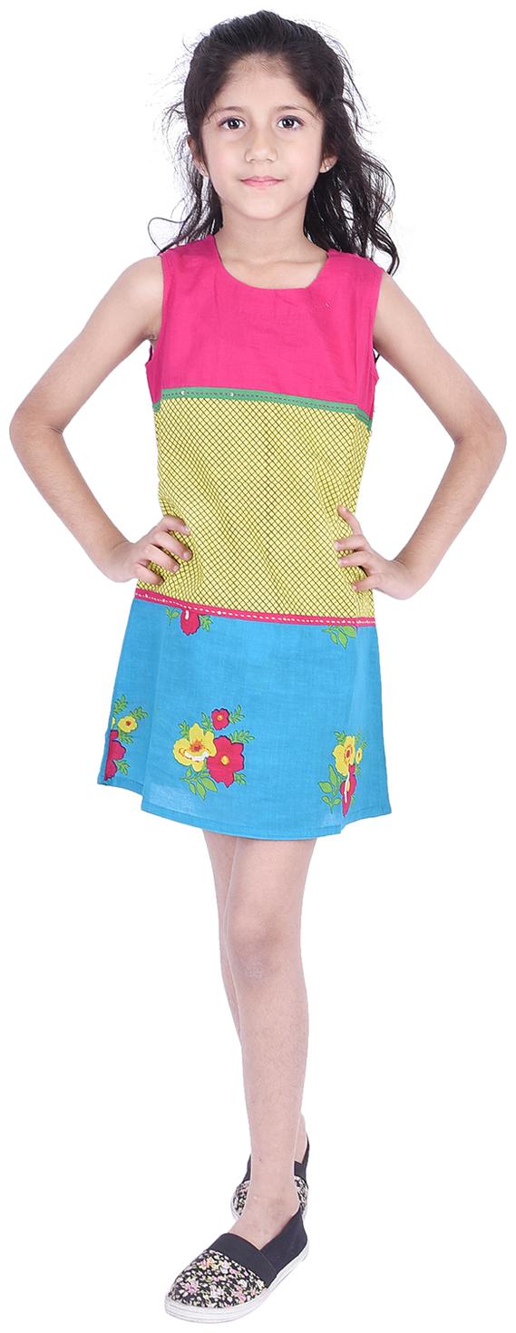 

AMMANYA Multi Cotton Sleeveless Knee Length Collar Frock ( Pack of 1 )