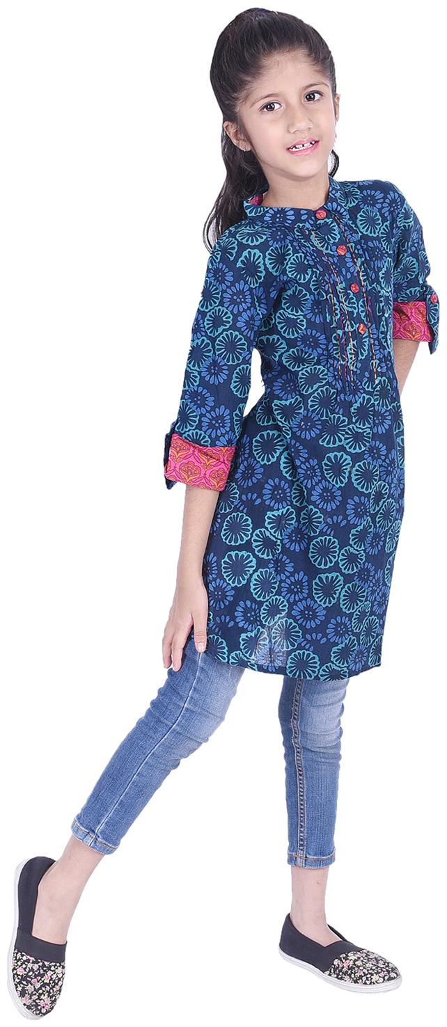 

AMMANYA Girl Cotton Printed Top - Blue