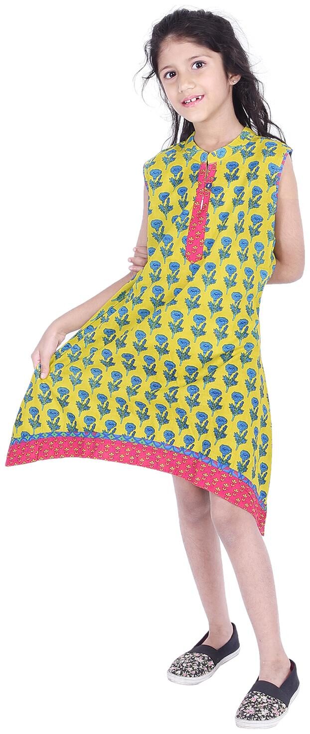 

AMMANYA Yellow Cotton Sleeveless Knee Length Collar Frock ( Pack of 1 )