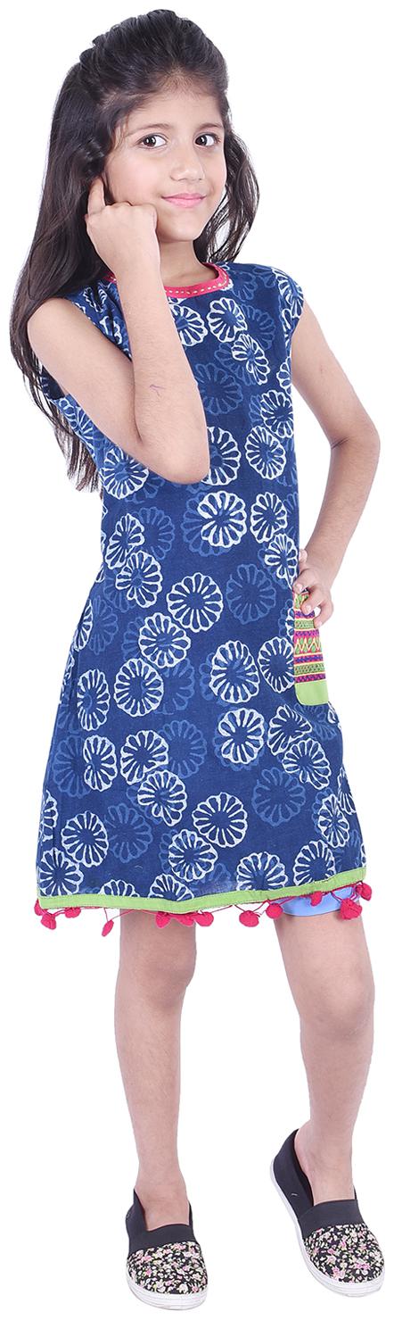 

AMMANYA Blue Cotton Sleeveless Knee Length Collar Frock ( Pack of 1 )