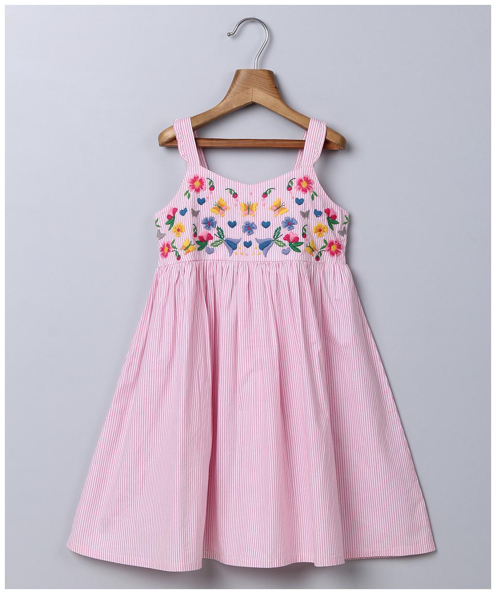 

Beebay Pink Cotton Sleeveless Knee Length Princess Frock ( Pack of 1 )
