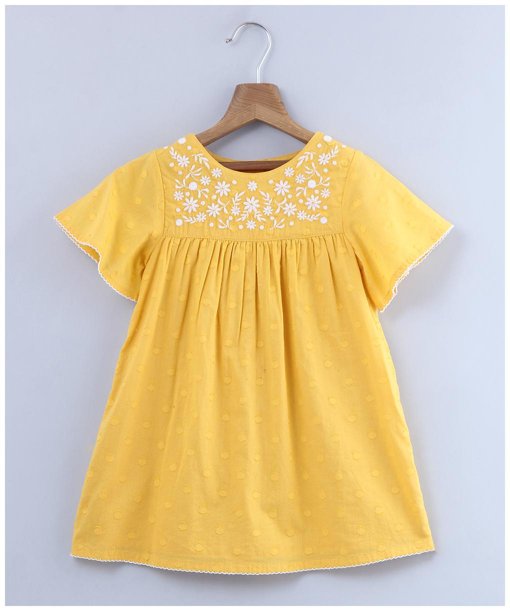 

Beebay Yellow Cotton 3 4th Sleeves Knee Length Princess Frock ( Pack of 1 )