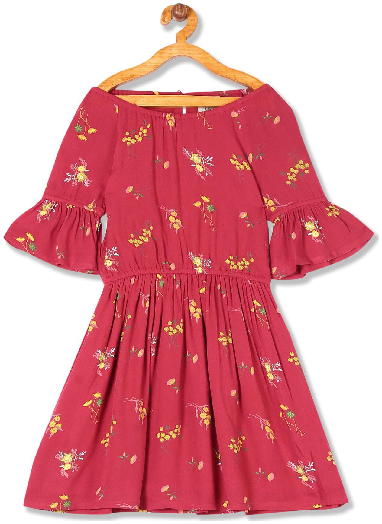 

CHEROKEE Red Rayon 3 4th Sleeves Knee Length Princess Frock ( Pack of 1 )