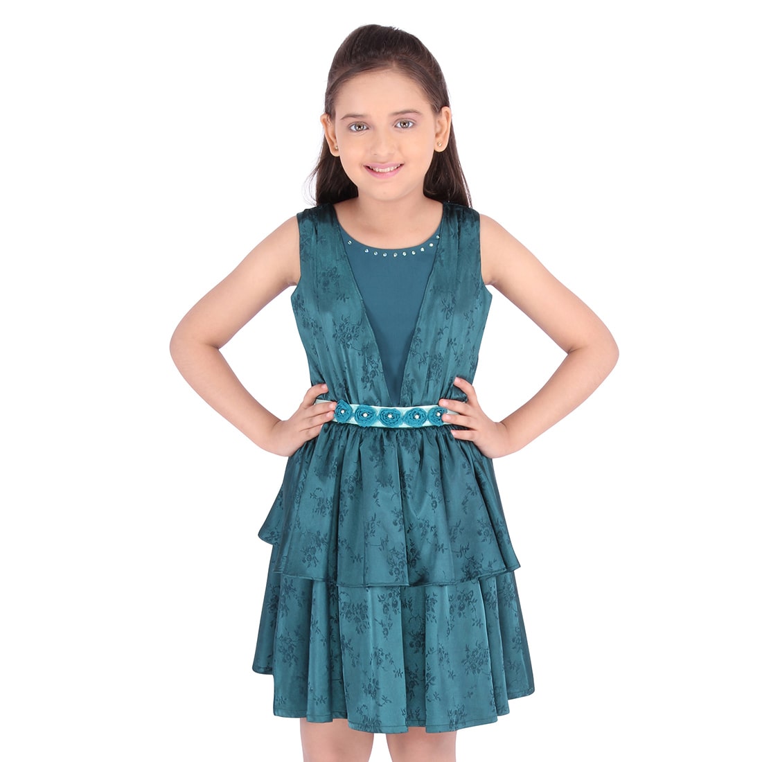 

Cutecumber Green Satin Sleeveless Knee Length Princess Frock ( Pack of 1 )
