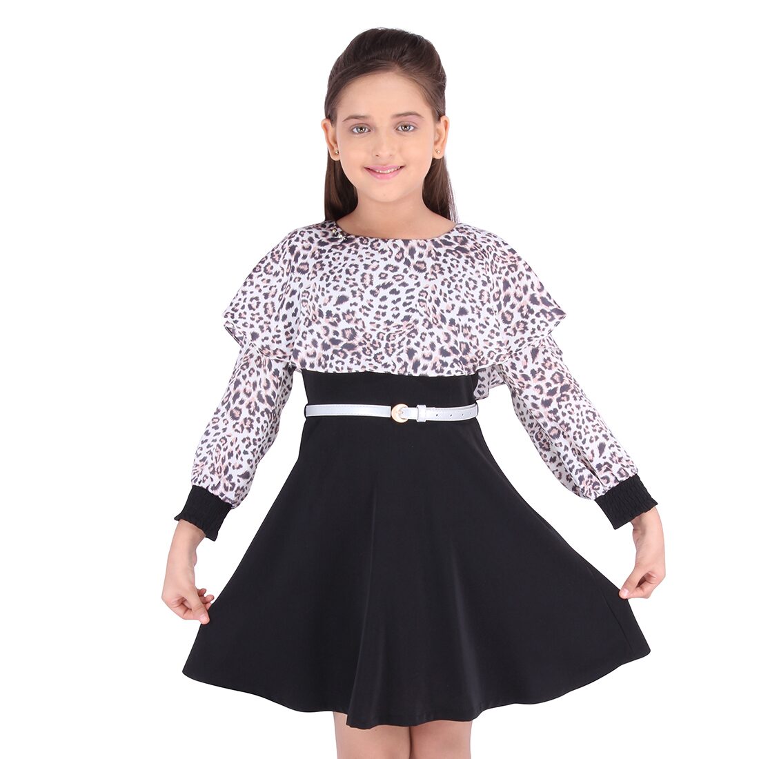 

Cutecumber Black Georgette Full Sleeves Knee Length Princess Frock ( Pack of 1 )