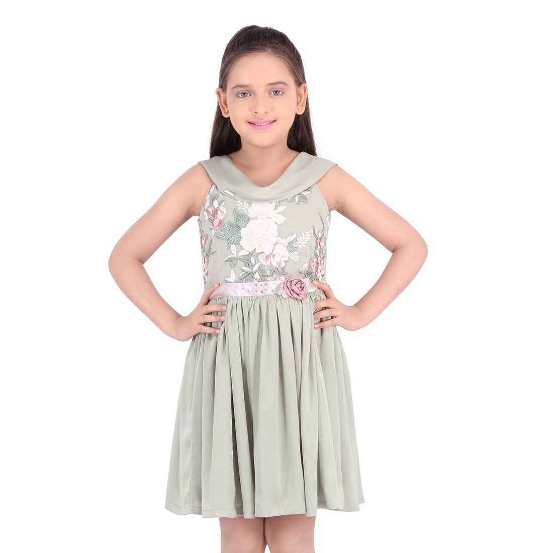 

Cutecumber Green Satin Sleeveless Knee Length Princess Frock ( Pack of 1 )