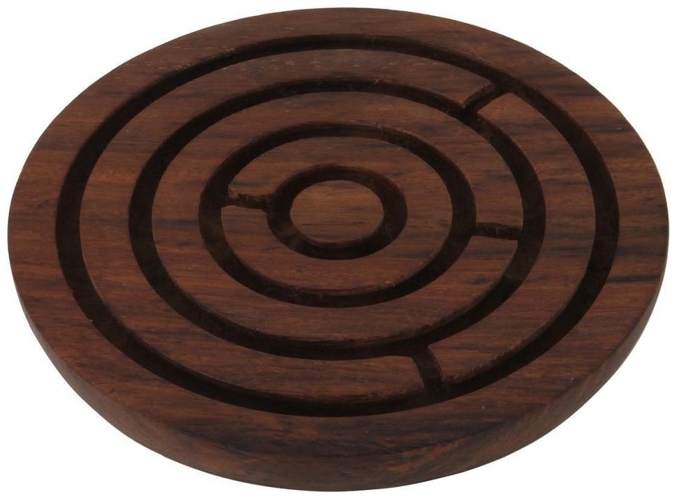 

Desi Karigar Handcrafted Wooden Labyrinth Board Game Round (Diameter - 4 inch)