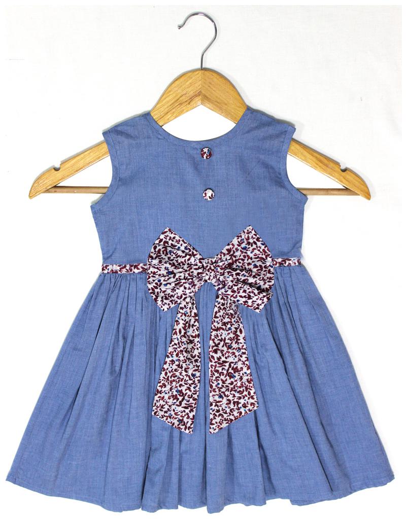 

Goodwill Blue Cotton Sleeveless Midi Princess Frock ( Pack of 1 )