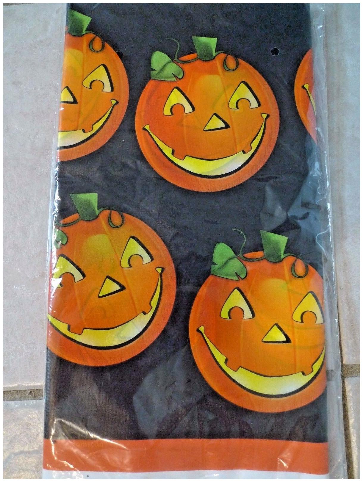 

Halloween Pumpkin Jack-o-Lantern Party Plastic Tablecover Cover 54 x 102