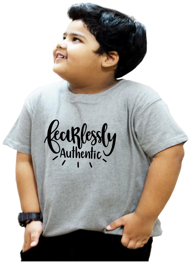 

HEYUZE Boy Cotton Solid T-shirt - Grey